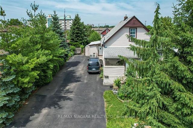 5641 Desson Ave, House detached with 4 bedrooms, 2 bathrooms and 8 parking in Niagara Falls ON | Image 25