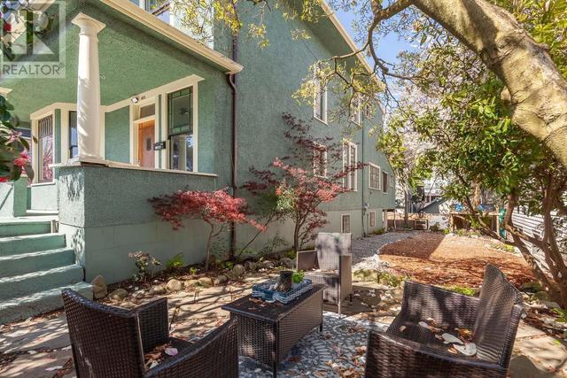 601 E Pender Street, House detached with 4 bedrooms, 3 bathrooms and 2 parking in Vancouver BC | Image 1