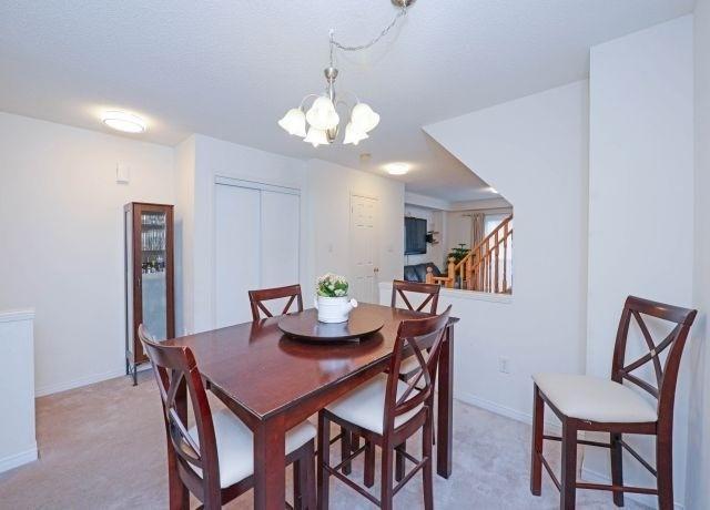 3293 Redpath Circ, House attached with 3 bedrooms, 3 bathrooms and 1 parking in Mississauga ON | Image 20