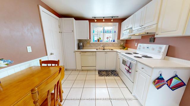 10 Argyle St, House detached with 3 bedrooms, 1 bathrooms and 2 parking in London ON | Image 24