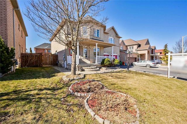 11 Mint Leaf Blvd, House detached with 4 bedrooms, 5 bathrooms and 6 parking in Brampton ON | Image 12