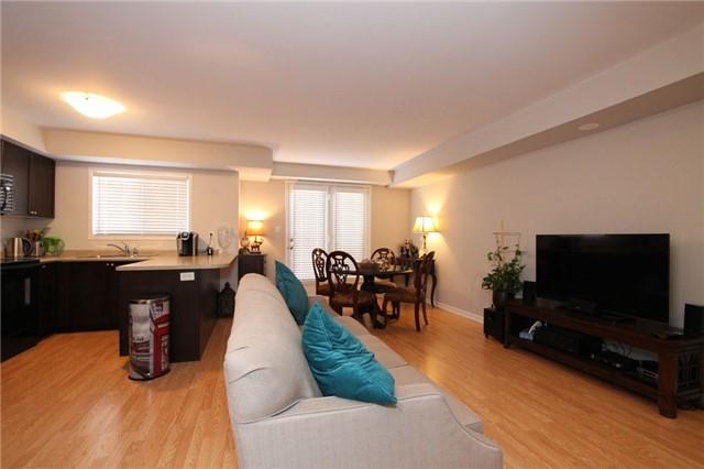 09 - 15 Hays Blvd, Townhouse with 2 bedrooms, 2 bathrooms and 1 parking in Oakville ON | Image 15