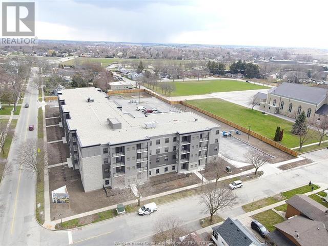 401 - 207 Brock, Condo with 2 bedrooms, 2 bathrooms and null parking in Amherstburg ON | Image 31