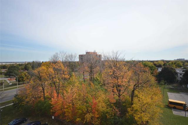713 - 10 Tapscott Rd, Condo with 1 bedrooms, 1 bathrooms and 1 parking in Toronto ON | Image 10