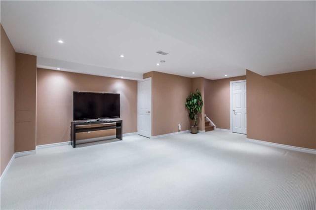 10504 Woodbine Ave, House attached with 3 bedrooms, 4 bathrooms and 1 parking in Markham ON | Image 15