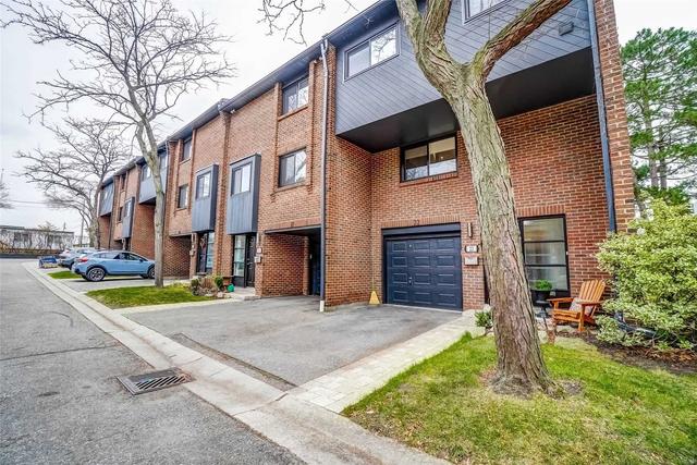 22 - 20 Mineola Rd E, Townhouse with 4 bedrooms, 3 bathrooms and 2 parking in Mississauga ON | Image 23