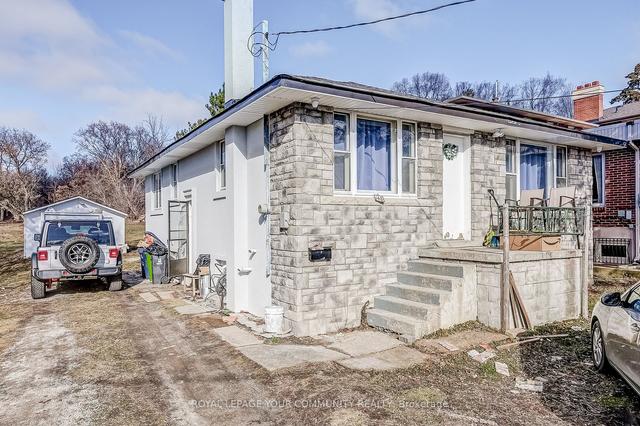 road - 148 Rowntree Mill Rd S, House detached with 3 bedrooms, 2 bathrooms and 10 parking in Toronto ON | Image 17