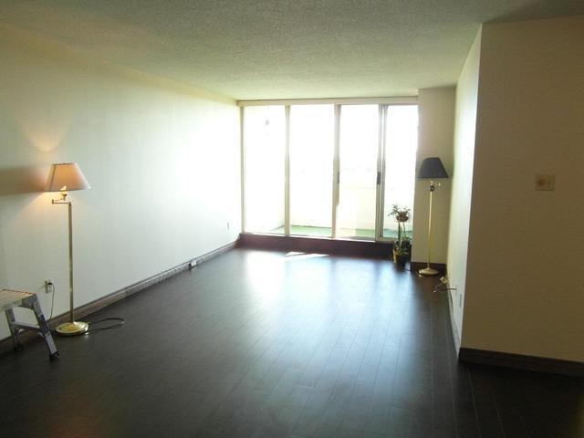 905 - 44 Falby Crt, Condo with 2 bedrooms, 2 bathrooms and 1 parking in Ajax ON | Image 2