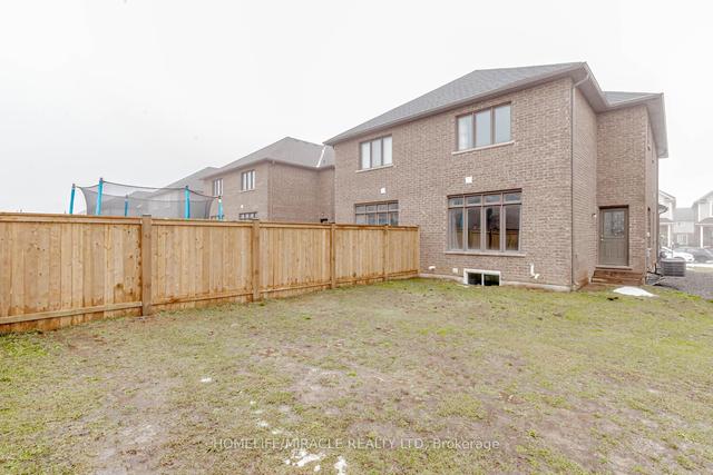 9565 Tallgrass Ave, House semidetached with 3 bedrooms, 3 bathrooms and 4 parking in Niagara Falls ON | Image 35