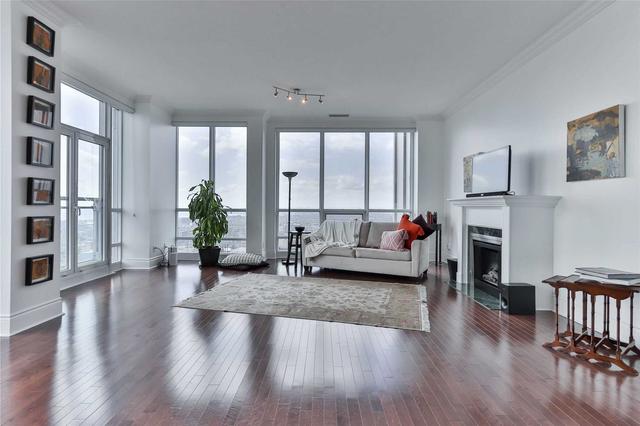 ph05 - 763 Bay St, Condo with 2 bedrooms, 3 bathrooms and 3 parking in Toronto ON | Image 39