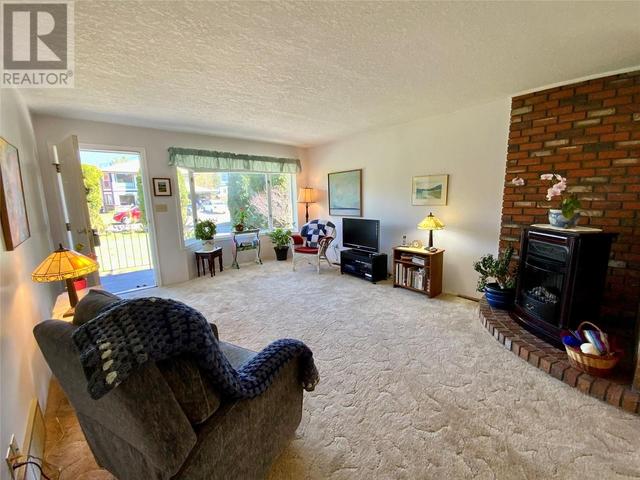 2955 Jarvis Street, House detached with 2 bedrooms, 1 bathrooms and 5 parking in Armstrong BC | Image 9