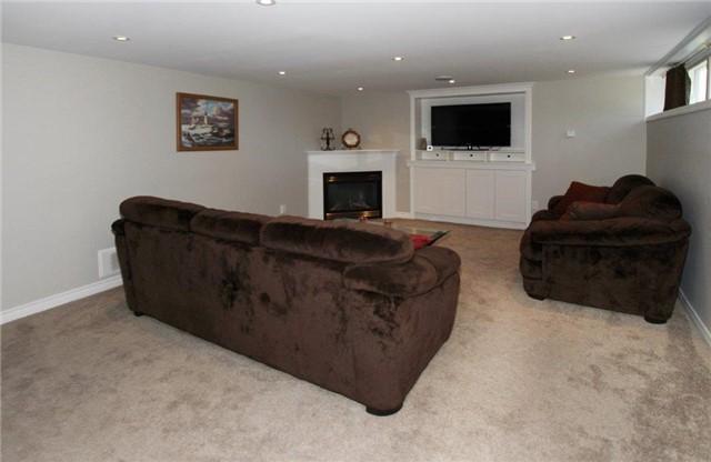 104 Hillcrest Dr, House detached with 3 bedrooms, 2 bathrooms and 3 parking in Whitby ON | Image 13
