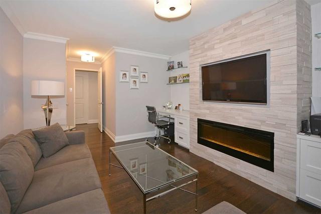 407 - 18 Lower Village Gate, Condo with 2 bedrooms, 2 bathrooms and 2 parking in Toronto ON | Image 11