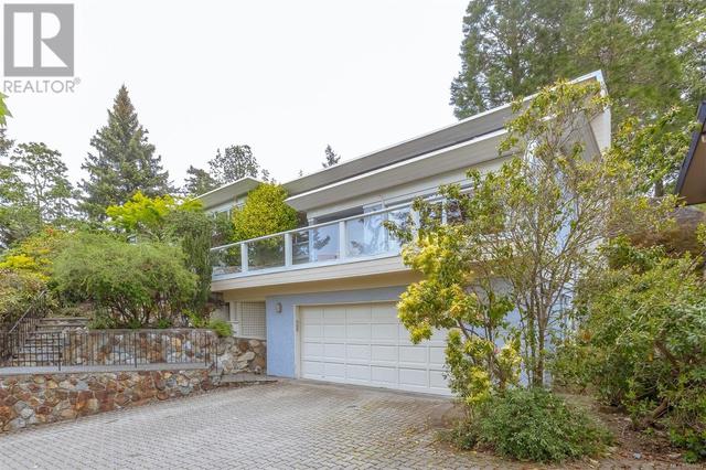 4403 Emily Carr Dr, House detached with 3 bedrooms, 3 bathrooms and 3 parking in Saanich BC | Image 1