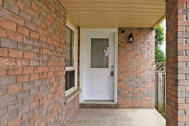 70 Jaffray Rd, House attached with 3 bedrooms, 3 bathrooms and 3 parking in Markham ON | Image 12