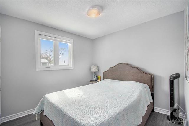 2157 Monson Crescent, House detached with 4 bedrooms, 3 bathrooms and 4 parking in Ottawa ON | Image 15