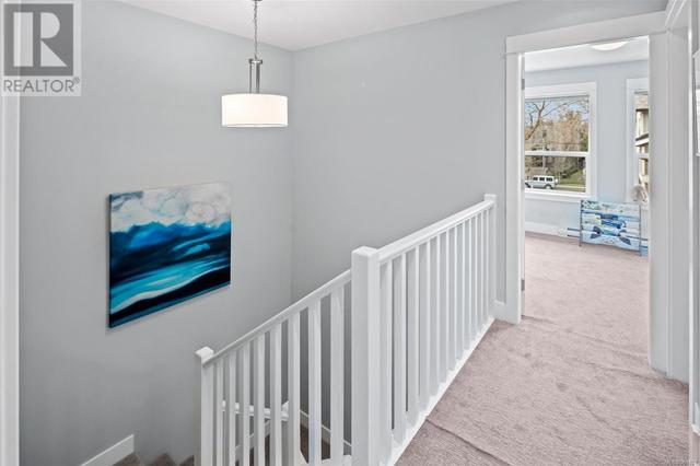 4 - 2923 Shelbourne St, House attached with 3 bedrooms, 3 bathrooms and 1 parking in Victoria BC | Image 25