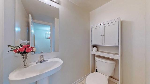 2194 St Clair Ave W, House semidetached with 3 bedrooms, 4 bathrooms and 2 parking in Toronto ON | Image 26