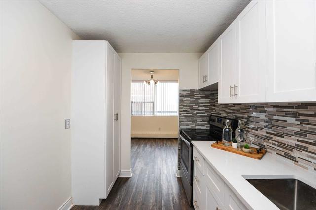 514 - 2121 Roche Crt, Condo with 3 bedrooms, 2 bathrooms and 1 parking in Mississauga ON | Image 14