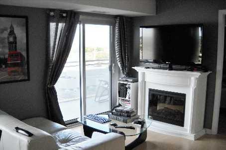 503 - 215 Queen St, Condo with 2 bedrooms, 2 bathrooms and 1 parking in Brampton ON | Image 3