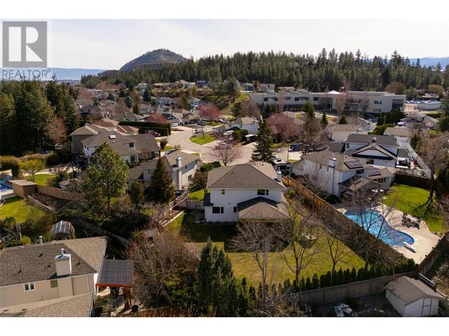 2955 Ridge Place, House detached with 5 bedrooms, 2 bathrooms and 6 parking in West Kelowna BC | Image 29
