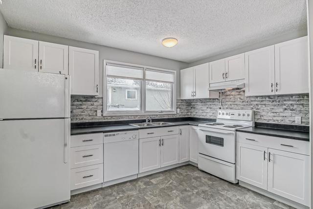 192 Penbrooke Close Se, House detached with 5 bedrooms, 2 bathrooms and 3 parking in Calgary AB | Image 10