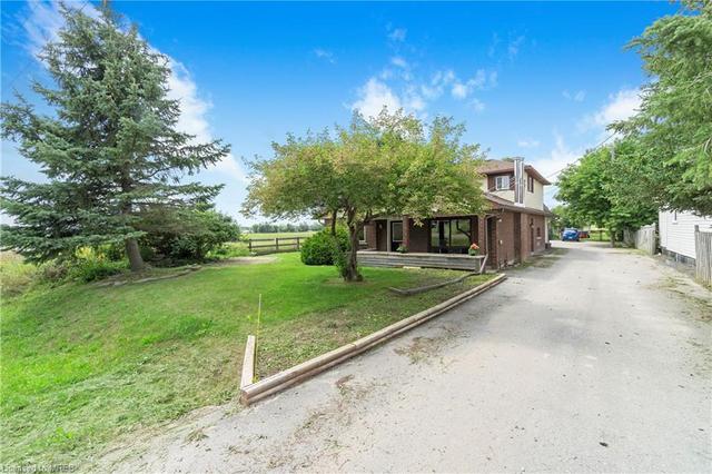9622 10th Side Road, House detached with 5 bedrooms, 3 bathrooms and null parking in Erin ON | Image 2