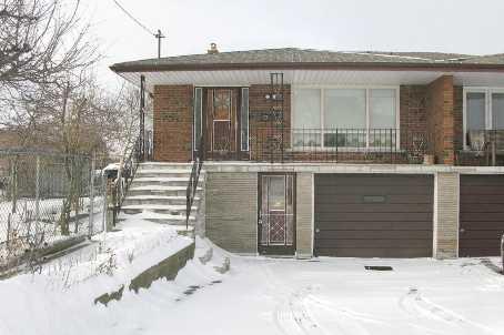 86 Laurel Ave, House semidetached with 4 bedrooms, 2 bathrooms and 2 parking in Toronto ON | Image 1