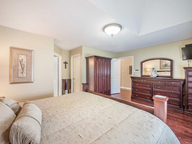 31 Johncrest Way, House detached with 4 bedrooms, 3 bathrooms and 6 parking in Vaughan ON | Image 18