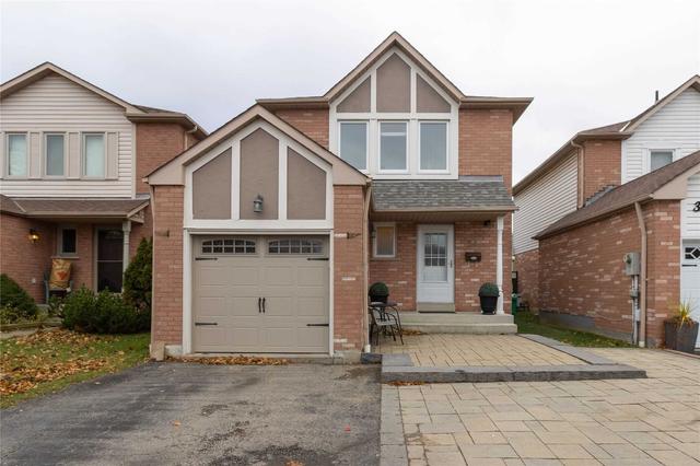 34 Nectarine Cres, House detached with 3 bedrooms, 3 bathrooms and 4 parking in Brampton ON | Image 1