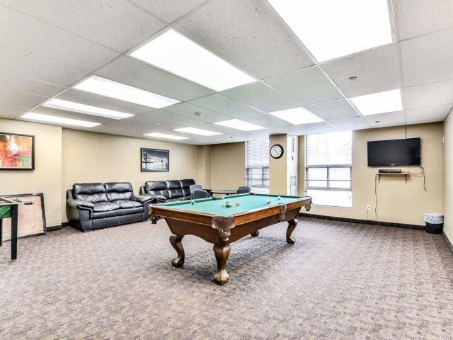 608 - 25 Kensington Rd, Condo with 2 bedrooms, 1 bathrooms and 1 parking in Brampton ON | Image 16