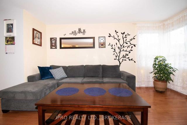 74 Seventeenth St, House detached with 2 bedrooms, 2 bathrooms and 6 parking in Toronto ON | Image 20