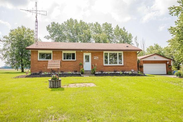 6290 Rainham Road, House detached with 2 bedrooms, 2 bathrooms and 3 parking in Haldimand County ON | Image 1