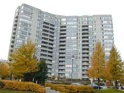 1013 - 160 Alton Towers Circ, Condo with 1 bedrooms, 1 bathrooms and 1 parking in Toronto ON | Image 1