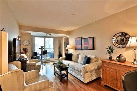 803 - 230 King St E, Condo with 2 bedrooms, 1 bathrooms and 1 parking in Toronto ON | Image 2