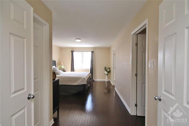 871 Kennacraig Private, Townhouse with 3 bedrooms, 3 bathrooms and 3 parking in Ottawa ON | Image 19