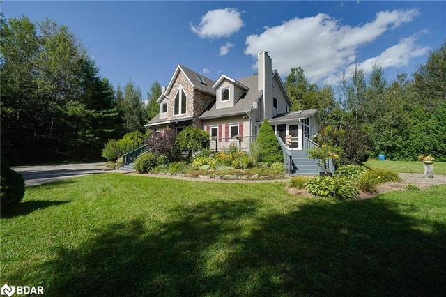 5823 Eighth Line, House detached with 3 bedrooms, 2 bathrooms and 12 parking in Erin ON | Image 34
