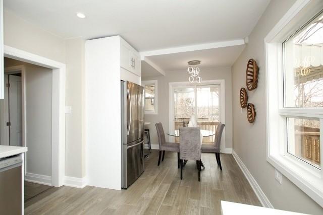 42 Bexley Cres, House detached with 2 bedrooms, 2 bathrooms and 2 parking in Toronto ON | Image 22