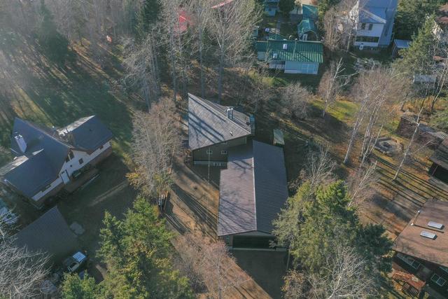 811 Long Lake Drive, House detached with 3 bedrooms, 1 bathrooms and 8 parking in Thorhild County AB | Image 2