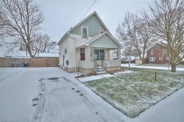 5659 Byng Avenue, House detached with 2 bedrooms, 1 bathrooms and 4 parking in Niagara Falls ON | Image 12