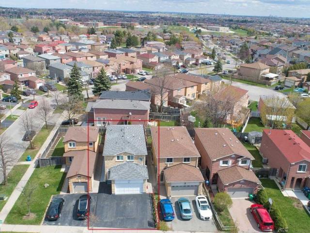 84 Stanwell Dr, House detached with 3 bedrooms, 4 bathrooms and 5 parking in Brampton ON | Image 12