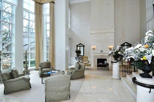309 - 1 Post Rd, Condo with 3 bedrooms, 4 bathrooms and 3 parking in Toronto ON | Image 23