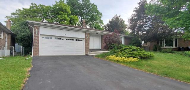 34 Terra Cotta Cres, House detached with 3 bedrooms, 2 bathrooms and 6 parking in Brampton ON | Image 1