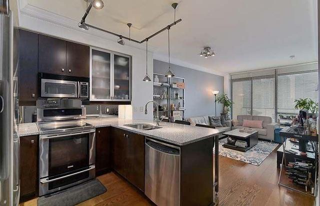 1013 - 438 King St, Condo with 1 bedrooms, 2 bathrooms and 1 parking in Toronto ON | Image 1