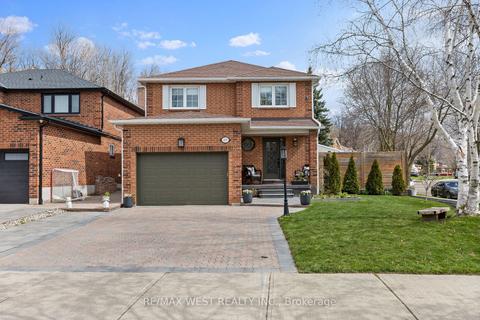 207 Greenock Dr, House detached with 3 bedrooms, 3 bathrooms and 4 parking in Vaughan ON | Card Image