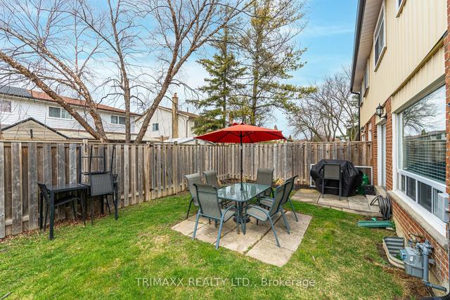 18 Vodden Crt, Townhouse with 3 bedrooms, 3 bathrooms and 2 parking in Brampton ON | Image 30