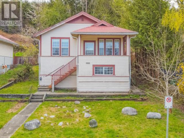 5782 Willow Ave, House detached with 3 bedrooms, 2 bathrooms and null parking in Powell River BC | Image 34