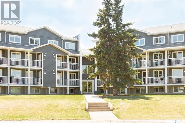 103 - 515 28th Street E, Condo with 2 bedrooms, 2 bathrooms and null parking in Prince Albert SK | Card Image