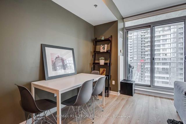 2004 - 375 King St W, Condo with 1 bedrooms, 1 bathrooms and 0 parking in Toronto ON | Image 3