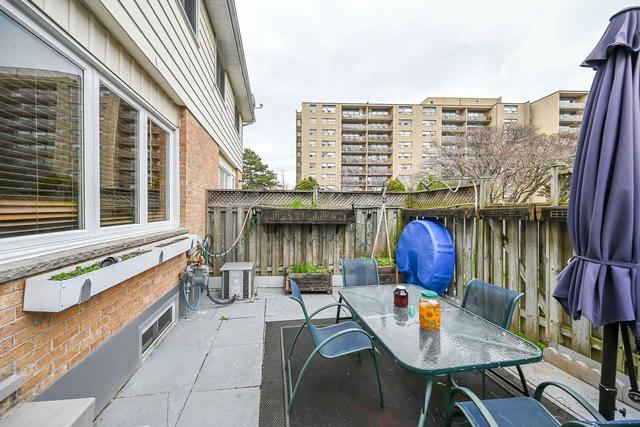 43 - 43 Albright Rd, Townhouse with 3 bedrooms, 2 bathrooms and 3 parking in Hamilton ON | Image 30